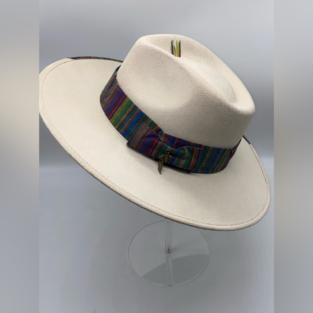 “Nola” by The Chapeauholic